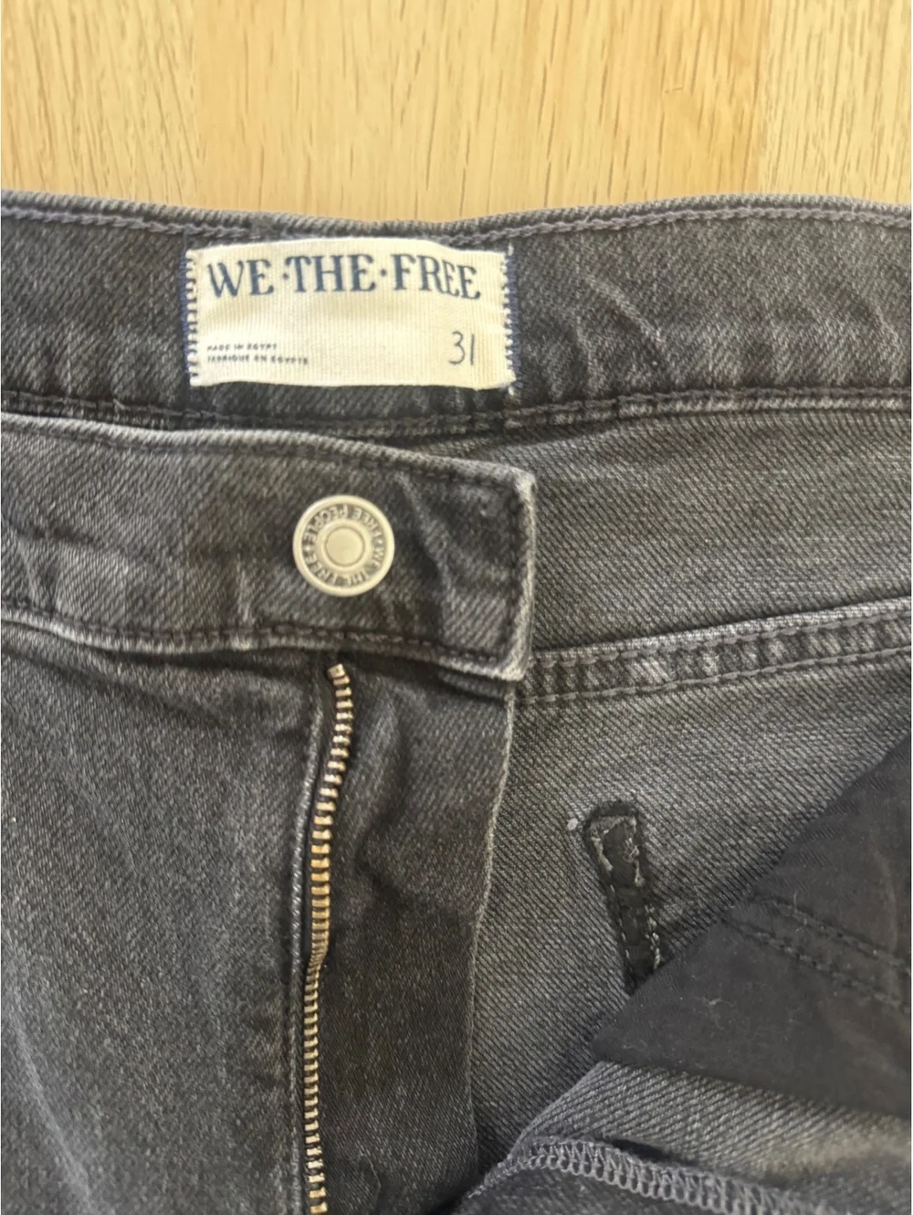 Free People Risk Taker high rise straight Jean Black size 31